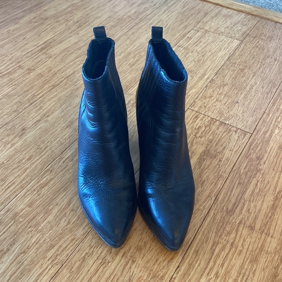 Marc Fisher Alva bootie, size 7 - Picture 4 of 6